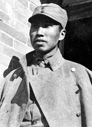 左权的家庭背景,左权将军的家庭背景与革命情怀