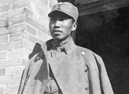 左权的家庭背景,左权将军的家庭背景与革命情怀