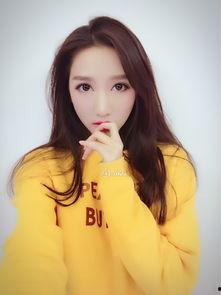 amika小媚个人资料,时尚界的新星,魅力与才华并存的多元化偶像